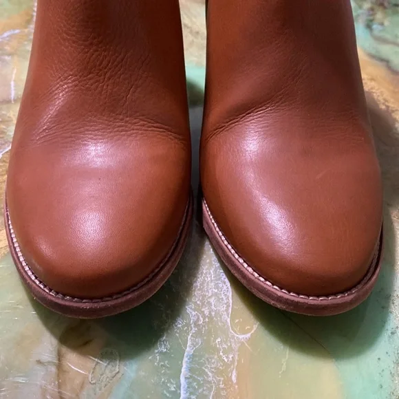 Madewell “The Billie Boot in Leather” English Saddle Color - Picture 8 of 11